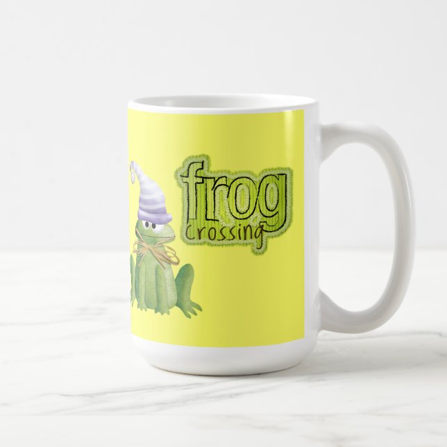 Niedlicher Frosch durch Tasse (Rechts)