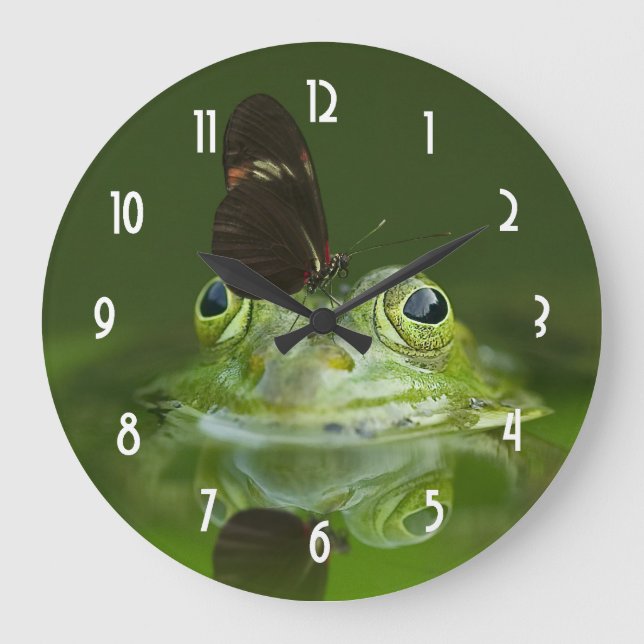 Niedlicher Frosch mit einem Schmetterling auf der  Große Wanduhr (Vorderseite)
