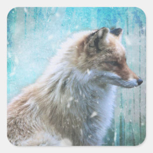 Niedlicher Furry Fox auf Blue Grunge Hintergrund Quadratischer Aufkleber