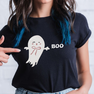 Niedlicher Geist mit Bow Boo T-Shirt