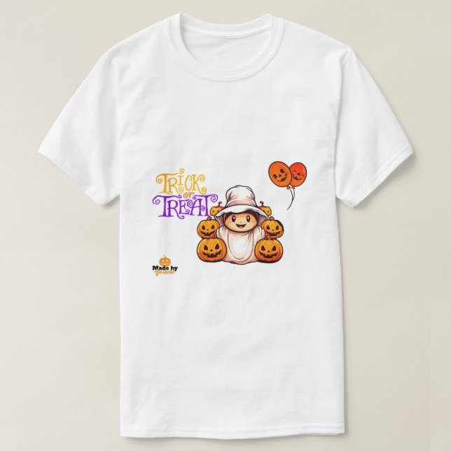 Niedlicher Geist mit Pumpkins Trick oder Treat Hal T-Shirt (Design vorne)