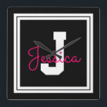 Niedlicher Gerahmter Name und Monogramm | Schwarz- Quadratische Wanduhr<br><div class="desc">Niedlicher,  vollständig anpassbarer Name und Monogramm.</div>