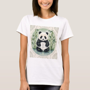 Niedlicher großer Chubby-Panda in einer Lotus-Pose T-Shirt