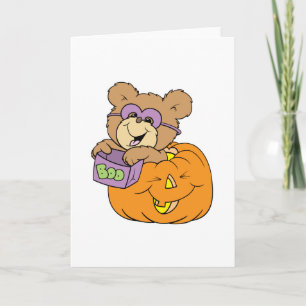 niedlicher Halbkuchen-Teddybär im Kürbisbock Karte