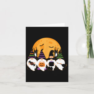 Niedlicher Halloween-Gnome-Spooky-Gartentrick oder Karte