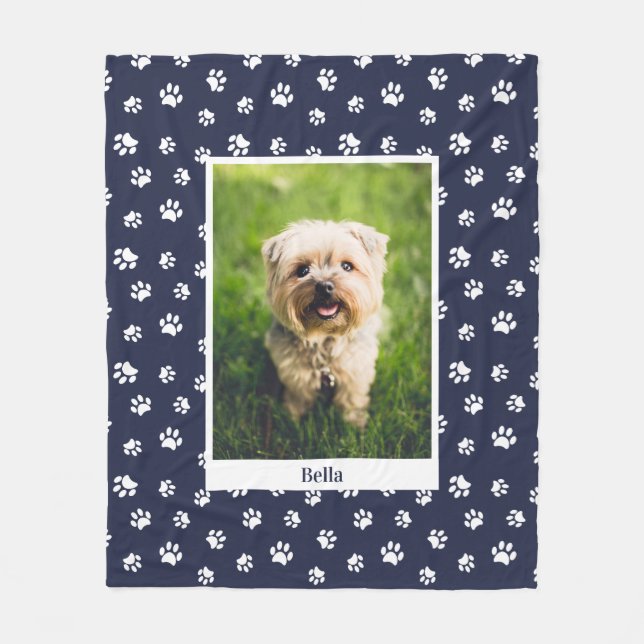 Niedlicher Hund Foto Name White Paw Prints Navy Bl Fleecedecke (Vorderseite)