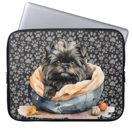 NIEDLICHER HUND VON AFFENPINSCHER IM BETT LAPTOPSCHUTZHÜLLE