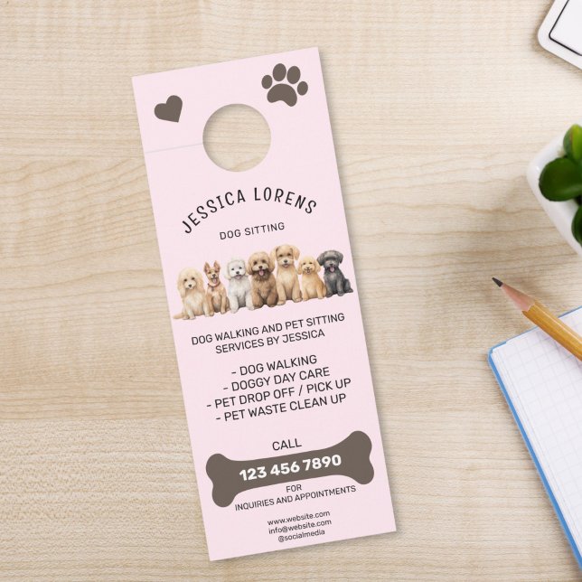 Niedlicher Hundeschlittendienst Türanhänger (cute dogs on pink background door hanger for dog walking, pet sitting or vet)