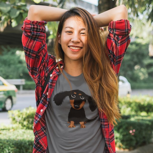 Niedlicher Hundshund-Cartoon für Langhaarige Dacke T-Shirt (Von Creator hochgeladen)