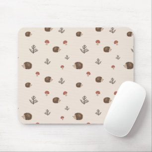 Niedlicher Igel und Pilzwaldmuster Mousepad