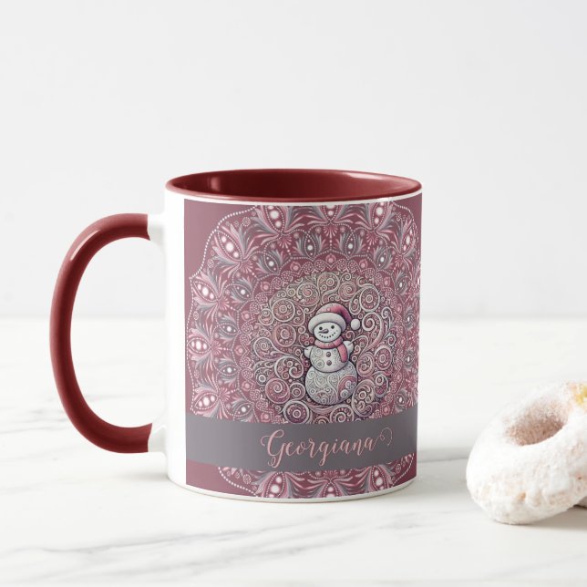 Niedlicher Individuelle Name Whimsical Pink Snowma Tasse (Mit Donut)