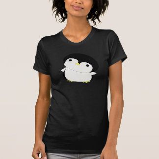Niedlicher Kawaii Penguin sagt hallo T - Shirt