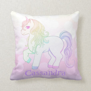 Niedlicher kawaii Regenbogen färbte Unicornpony Kissen