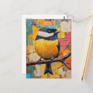 Niedlicher kleiner, farbiger Vogel am Zweig Postkarte