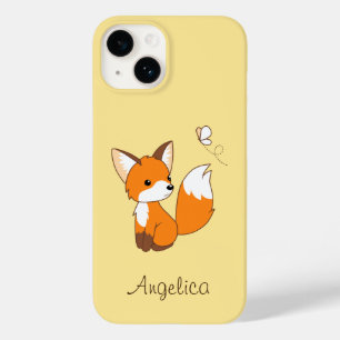 Niedlicher kleiner Fuchs sieht Schmetterling zu Case-Mate iPhone 14 Hülle