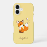 Niedlicher kleiner Fuchs sieht Schmetterling zu