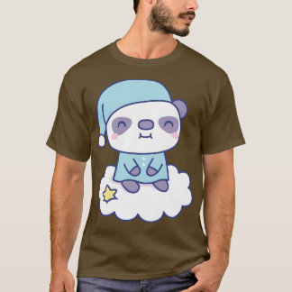 Niedlicher kleiner Panda in Pajamas auf der Wolke T-Shirt