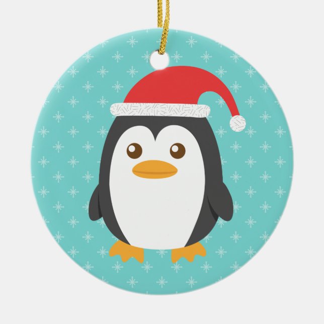 Niedlicher kleiner Penguin mit Weihnachtsmannmütze Keramikornament (Vorne)