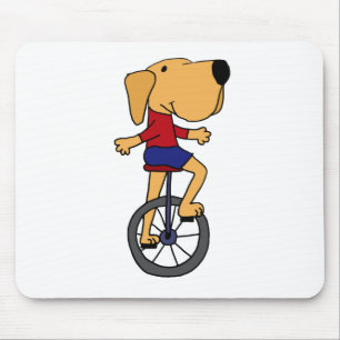 Niedlicher Labrador-Hundereitunicycle-Cartoon Mousepad