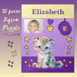 Niedlicher Leopardenname Foto lila Gelbkinder Puzzle<br><div class="desc">30 Stück Puzzle für Kinder. Mit einem niedlichen Leoparden,  mit Sternen und Liebe Herz. Fügen Sie einen Namen,  ein Initial und ein Foto hinzu. Farbschema: lila und gelbe Geschenkidee für Kinder.</div>