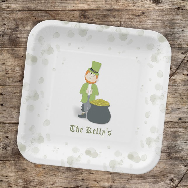 Niedlicher Leprechaun St. Patrick's Day Personalis Pappteller (Von Creator hochgeladen)