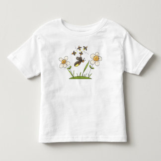 Niedlicher Leuchtkäfer hört gelbes Kleinkind T-shirt