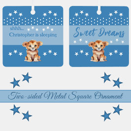 Niedlicher Löwe, der den Namen hinzufügt, schläft Ornament Aus Metall