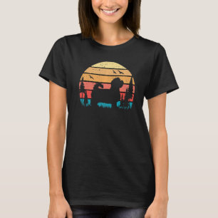 Niedlicher maltesischer Hund Welpe Retro Sunset T-Shirt
