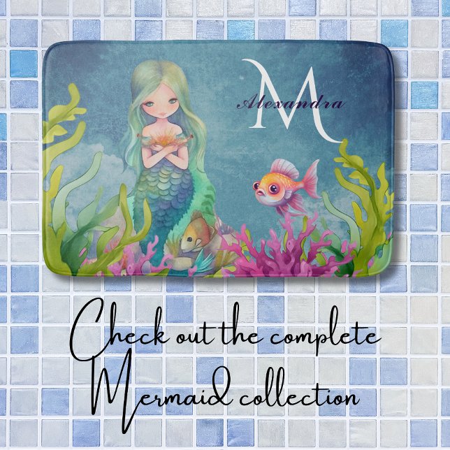 Niedlicher Monogramm Name Mermaid Badematte (Von Creator hochgeladen)