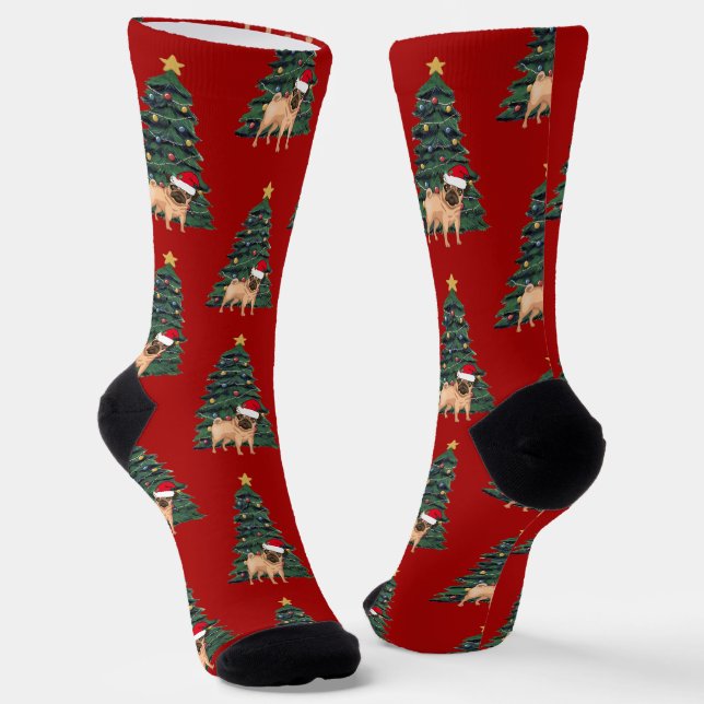 Niedlicher Mops Eigentümer Weihnachtsbaum Roter Fe Socken (Gewinkelt)