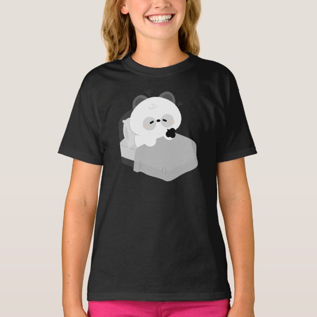 Niedlicher müder Panda T-Shirt (Vorderseite)