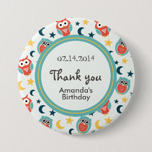 Niedlicher Nachteulen-Cartoon mit Mond und Button