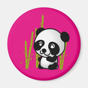 Niedlicher Panda-Bär in einem Bambushain. Magnet