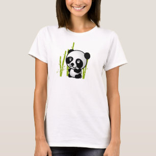 Niedlicher Panda-Bär in einem Bambushain. T-Shirt