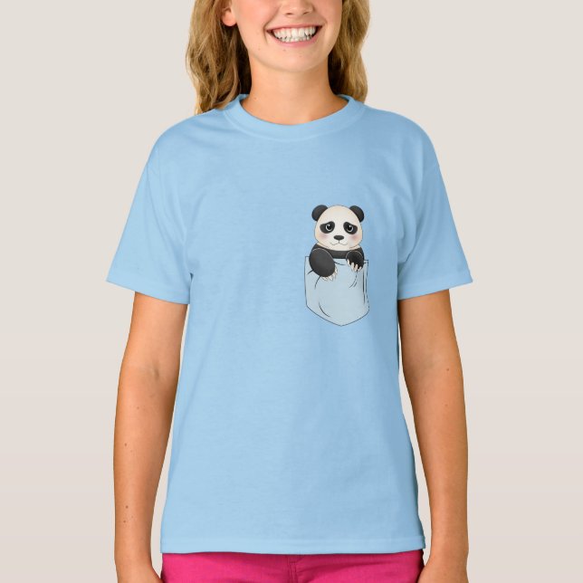 Niedlicher Panda-Bär in Tasche T-Shirt (Vorderseite)