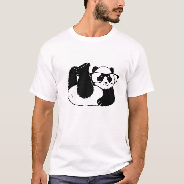 Niedlicher Panda-Bär mit Brille T-Shirt (Vorderseite)
