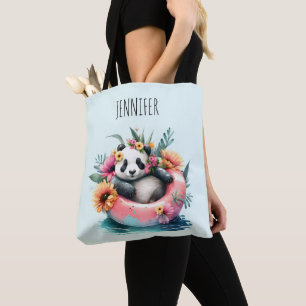 Niedlicher Panda entspannt sich in einem Schwimmri
