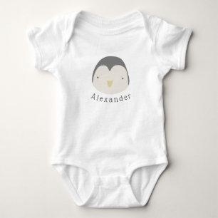 Niedlicher Pinguin Baby mit individuellem Namen Strampler