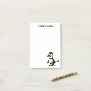 Niedlicher Pinguin hält einen blauen Fisch Post-it Klebezettel