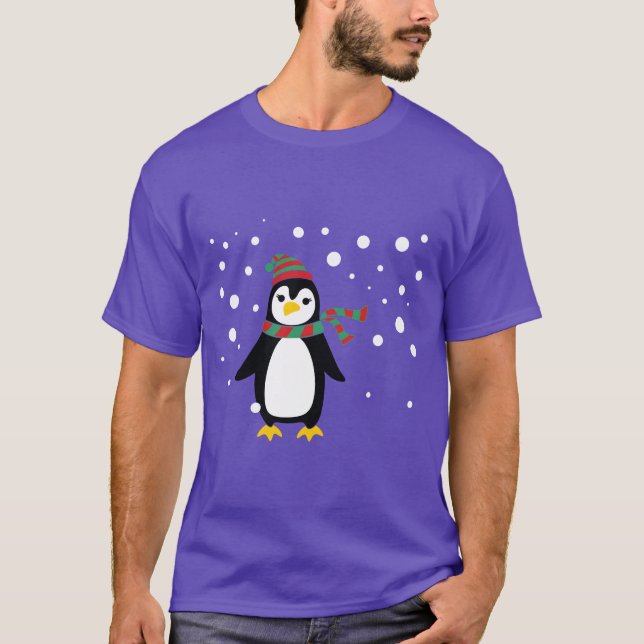 Niedlicher Pinguin im Schnee T-Shirt (Vorderseite)