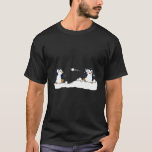 Niedlicher Pinguin Snowball-Kampf Pinguine Geschen T-Shirt