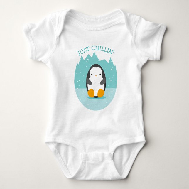 Niedlicher Pinguin Winter Cartoon Nur Chillin Spaß Baby Strampler (Vorderseite)