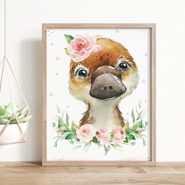Niedlicher Platypus mit Wasserfarbe Rosa Blütenwan Poster (Von Creator hochgeladen)