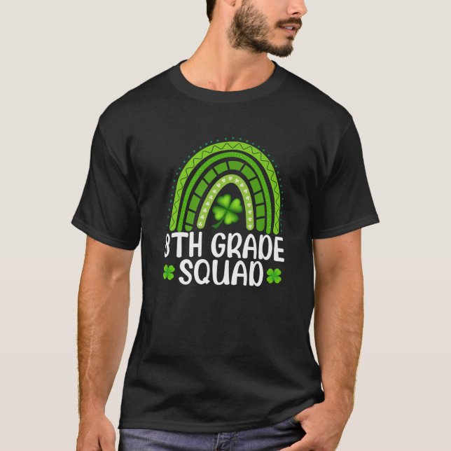 Niedlicher Regenbogen 8. Grade Squad St Patricks D T-Shirt (Vorderseite)