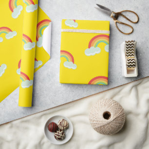 Niedlicher Regenbogen mit Wolkenmuster Geschenkpapier