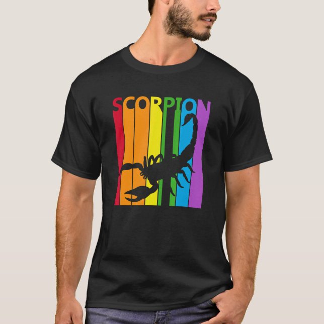 Niedlicher Regenbogen-Skorpion T-Shirt (Vorderseite)