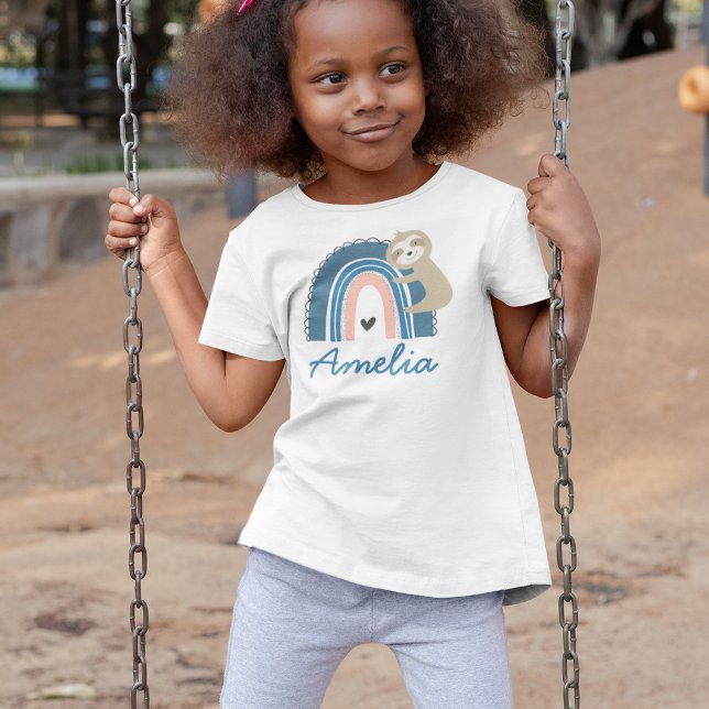 Niedlicher Regenbogenname Kid T-Shirt (Von Creator hochgeladen)