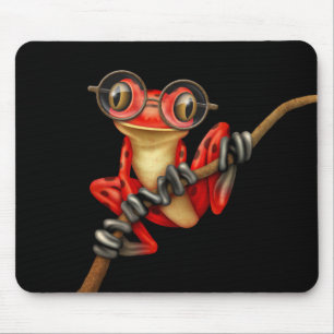 Niedlicher roter Baum-Frosch mit Augen-Gläsern auf Mousepad