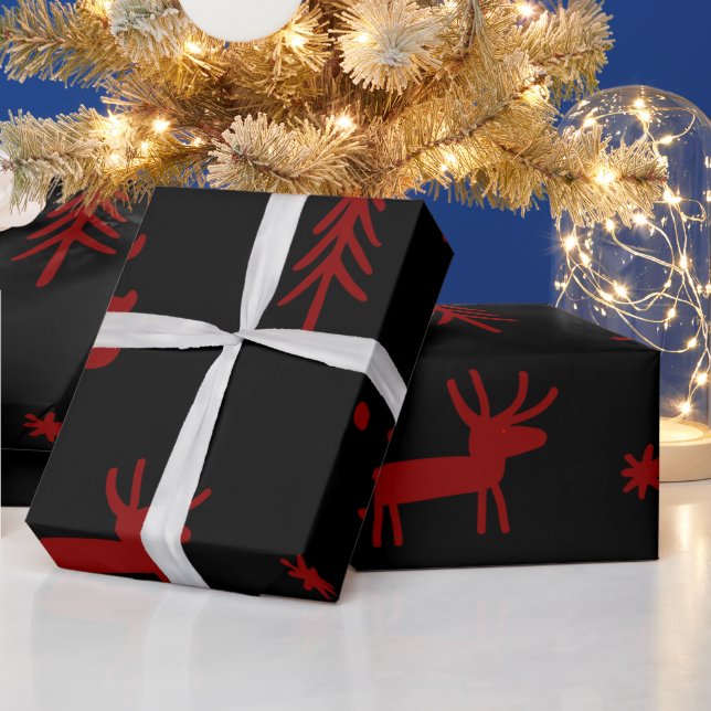 Niedlicher Roter Baumwald mit Hirschschwarzen Weih Geschenkpapier (Feiertage)