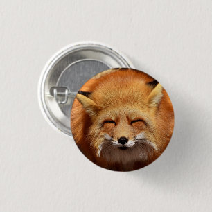 Niedlicher roter Fox mit lustigen schielenden Button